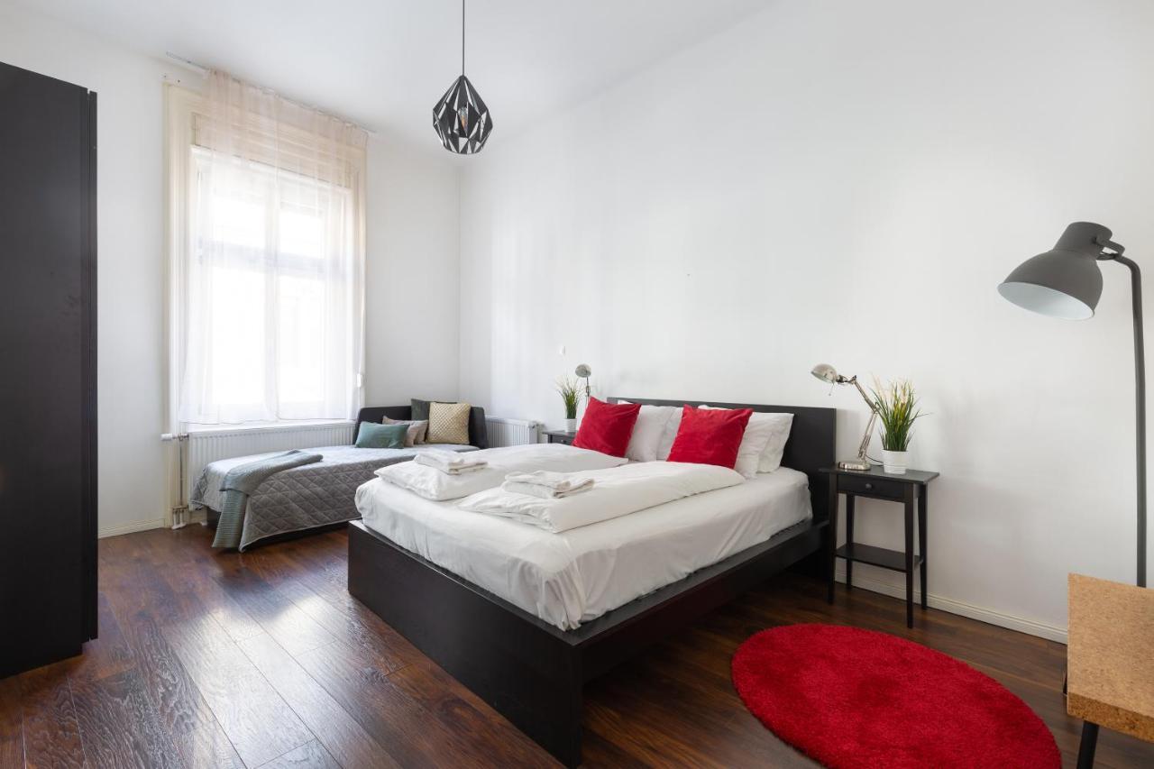 Red Dot One - New Unit In Heart Of Jewish Quarter Apartment Budapest Ngoại thất bức ảnh