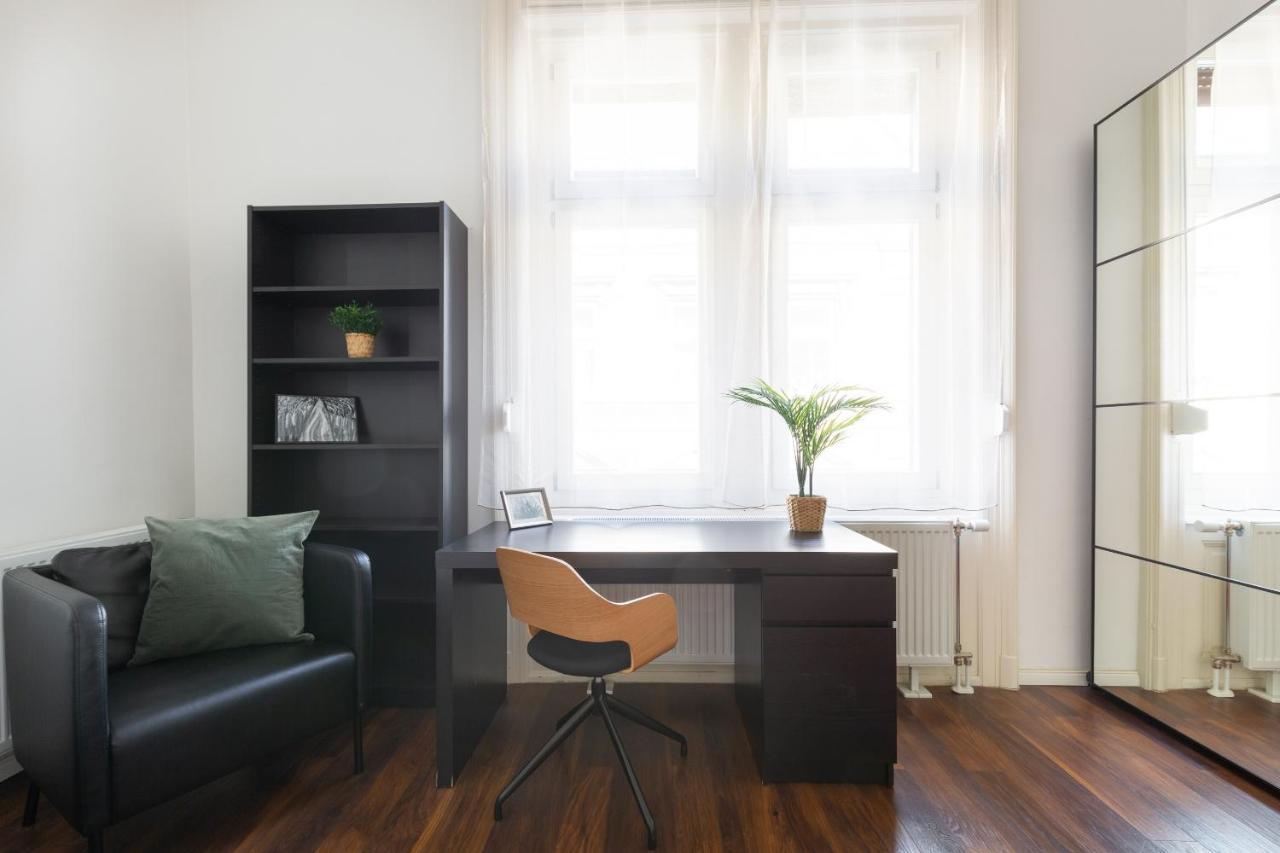 Red Dot One - New Unit In Heart Of Jewish Quarter Apartment Budapest Ngoại thất bức ảnh