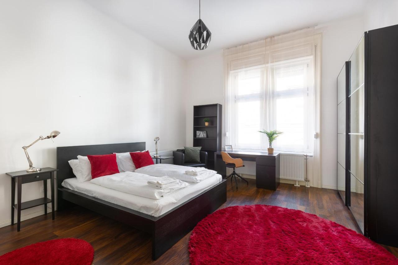 Red Dot One - New Unit In Heart Of Jewish Quarter Apartment Budapest Ngoại thất bức ảnh